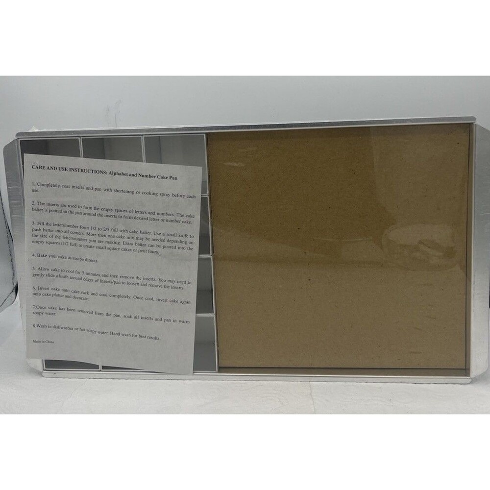 Burvelle Educated Cake Pans – Make number & letter shapes vintage Sealed